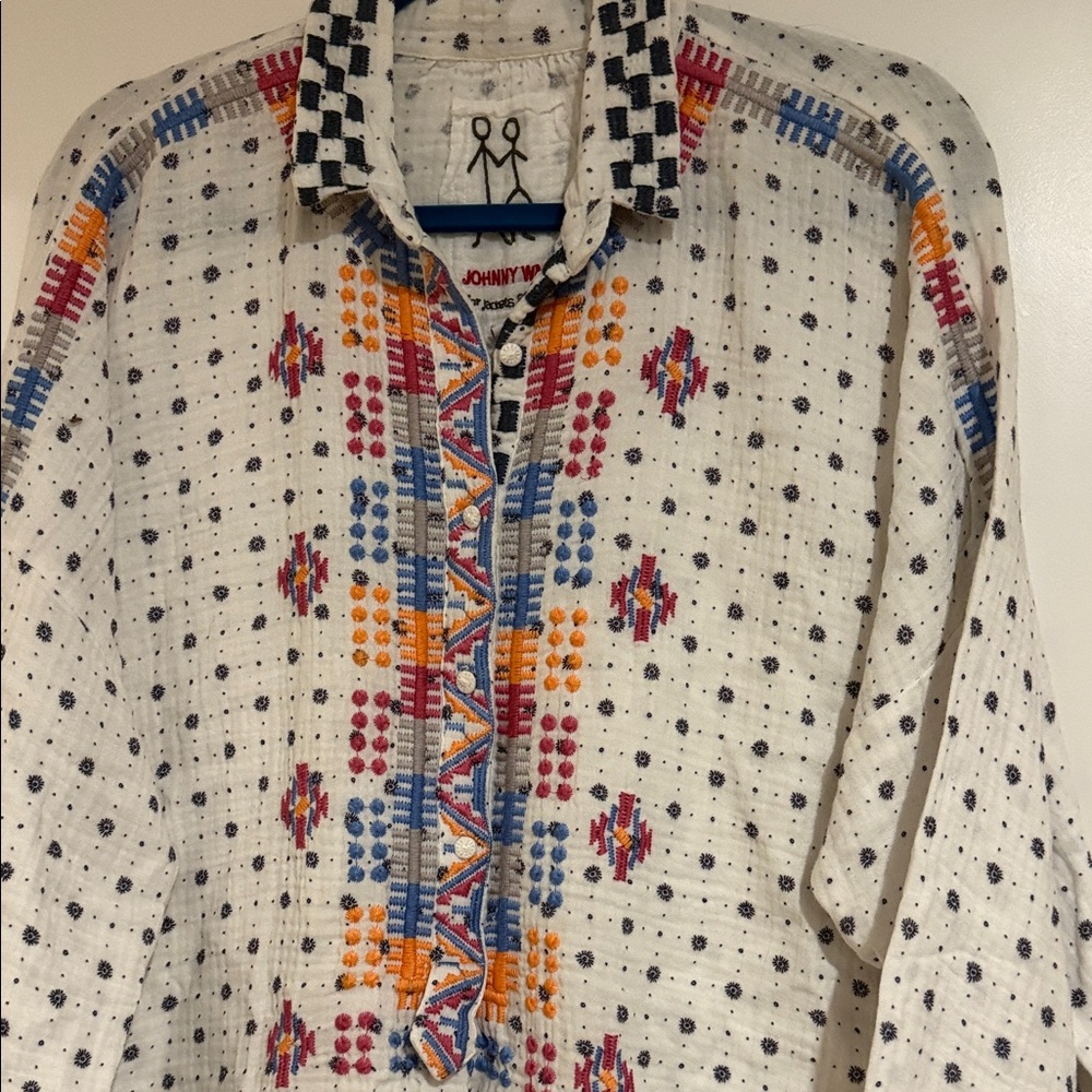 Johnny Was White Blouse with Multicolor Embroidery - Picture 2 of 7